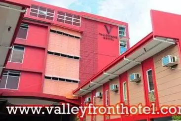 Valleyfront Hotel