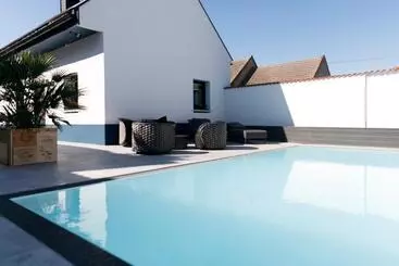 ホテル Kracher Ferienhaus Landhaus No 1   Inklusive Pool