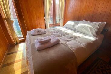 בית מלון כפרי Hostal Caulle