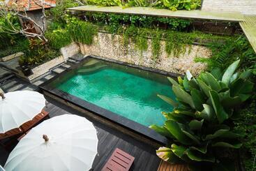 Hotel Giri Bhagawan Villas & Spa