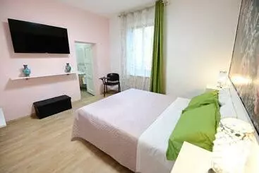 Bed & Breakfast La Casa Di Odessa