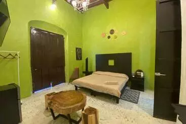 هتل آپارتمان Edzna