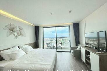 White House Condotel Phú Yên