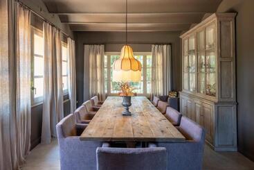 Bed and Breakfast Can Casi House