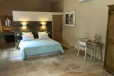 Bed and Breakfast Mas Li Doumenge