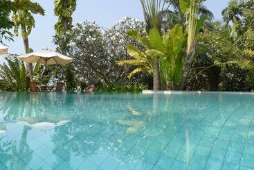 فندق Mealea Resort