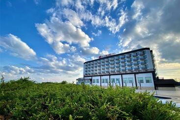 ホテル Ramada By Wyndham Tekirdağ