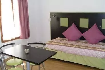 هتل Le Château De Beaussais