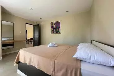 Hotel Red Knight Gardens