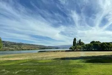 Pisa House Lakefront Boutique B&b