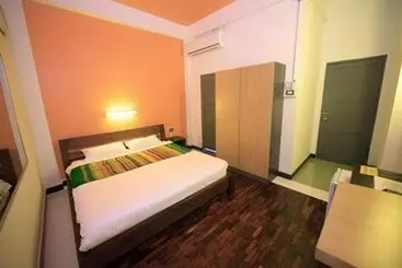 New Ihouse Hotel Hostel