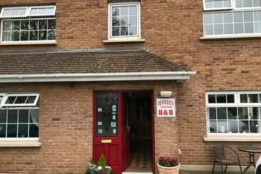 ペンション Derreen Tighue House