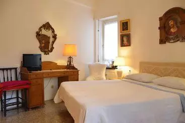 Bed and Breakfast 10 E Lode