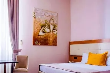 هتل Empire Business Baku