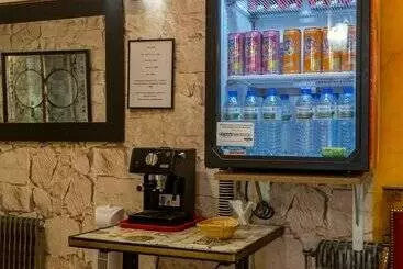 Victory Hotel Galou