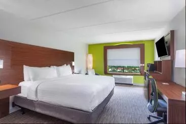 Hotel Holiday Inn Express & Suites Augusta West - Ft Gordon Area, An Ihg