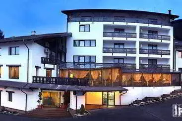 בית מלון כפרי Classic Inn