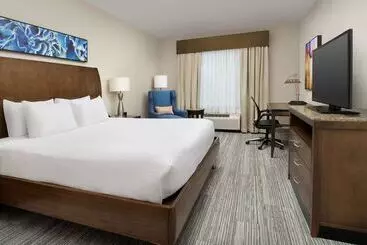 هتل Hilton Garden Inn Charlotte Airport