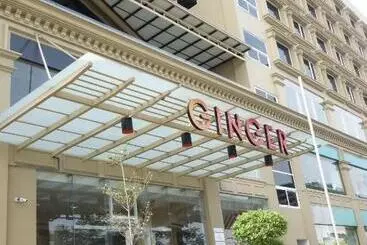 Hotel Ginger Kochi, Kalamassery