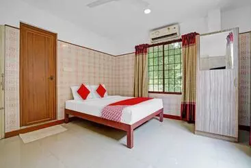Hotel Capital O Vazhakkala Residency