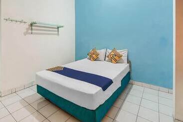 Spot On 90964 Hotel Margadana