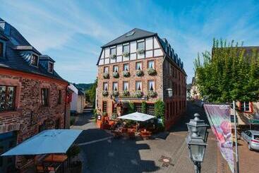 Ratskeller Hotel & Restaurant