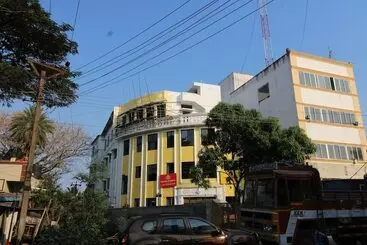 Hotel Rajabala Residency