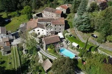 Bed and Breakfast La Magnanerie De Camias