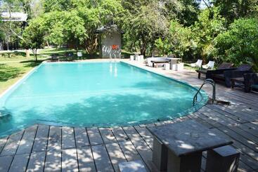 Hotel Nildiya Riverside Safari