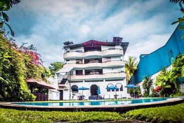 Szálloda Chanchamayo Inn