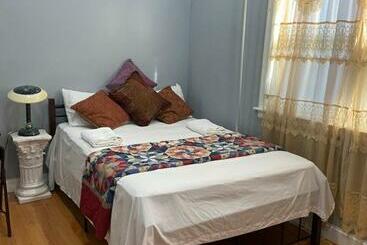 پانسیون A Lovely Room In Queens