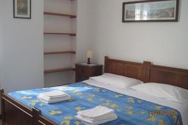 별장 Affittacamere Cerisola 2003