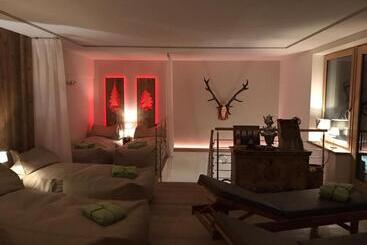 酒店 Ciasa Ai Pini