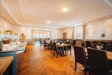 Schieners Hotel & Apfelhof Apartments