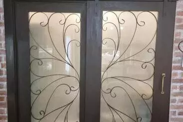 Majatalo La Casa Nostra Villa Rose Garden Carmella