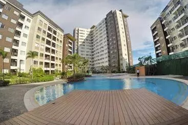アパートホテル Avida Atria T2 C Short Walk Mall,esplanade,wifi,netflix,kitchen,pool
