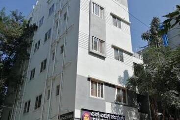 Bed and Breakfast Sm Rooms Hsr Layout Bengaluru