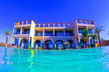 هتل Kasbah Yu Palace