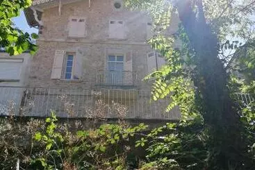 ベッドアンドブレックファースト La Dolce Vita Camille