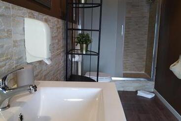 تختخواب و صبحانه Cconforthotels R&b Dolci Emozioni   Self Check In