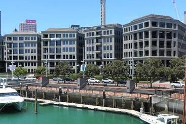 Hotel Marsden Viaduct