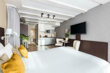 Nh Collection Barbizon Palace Apartments