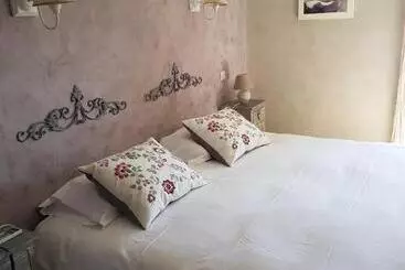 Отель Le Crillon