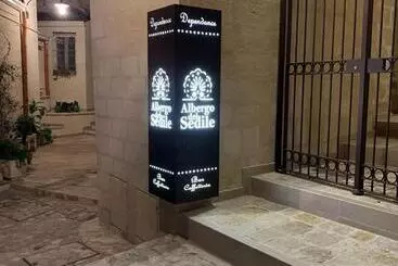 בית מלון כפרי Albergo Del Sedile