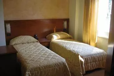 酒店 Albergo Ristorante Montebaldo