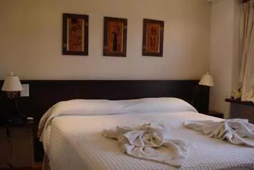 هتل Torres Del Sol