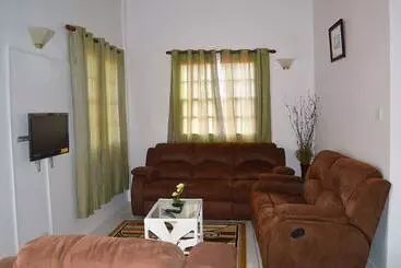 Beachcross Villa Apartments