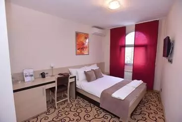 هتل Beograd