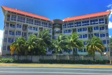 هتل Comfort Inn & Suites