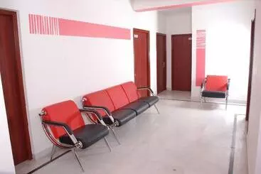 ホテル Narayani Enclave